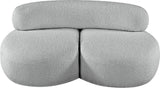 Venti Loveseat - Elegant Art Deco-Inspired Curved Design to Elevate Your Living Space Comfortably