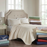 3 Piece Reversible Cottage Quilt Set, Blue