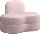 Mitzy Velvet Chair - Elegant Kidney-Shaped Design for Contemporary Spaces, Perfect for Relaxation