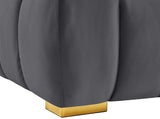 Gwen Velvet Chair: Luxurious Comfort Meets Contemporary Elegance with Customizable Legs and Tufting