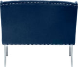 Suri Velvet Bench – Elegant Contemporary Settee with Chrome Legs and Button Tufting for Modern Spaces