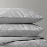 Stone-Washed Leaf Patterned Jacquard Duvet Set, Light Gray