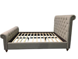 Mia Queen bed