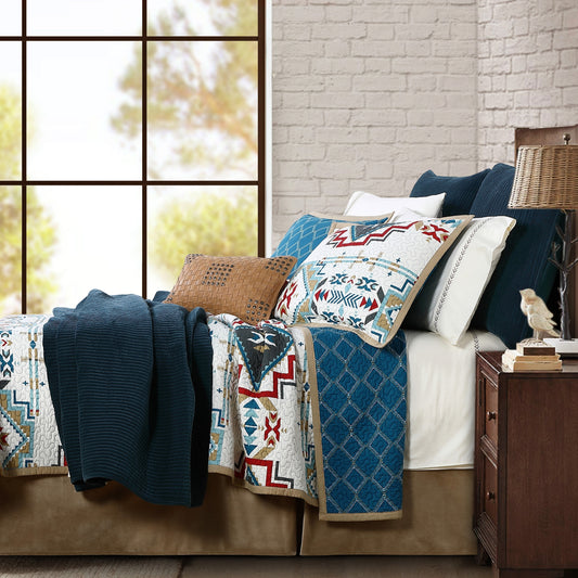 Spirit Valley Reversible Quilt Set