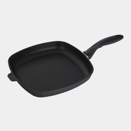 XD Nonstick 11" x 11" Square Fry Pan | Made in Switzerland