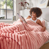 300GSM Fluffy Ribbed Plush Comforter Set,Blush Ombre