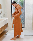 Men's waffle linen robe in Cinnamon
