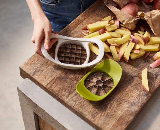Nest™ Press 2-in-1 Fruit & Vegetable Cutter