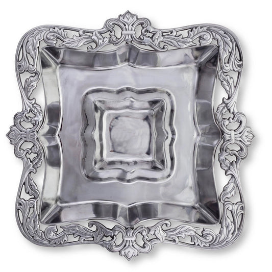 Acanthus Chip and Dip