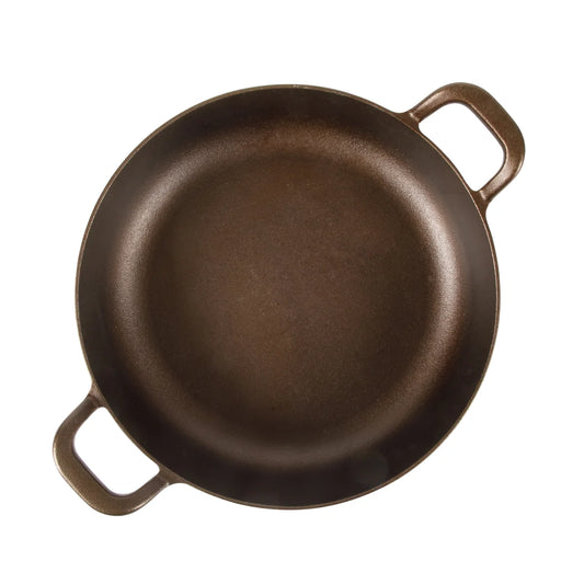 Bloomhouse Natural Bronze Finish 13-Inch Round Cast Iron Everyday Pan – Olive Oil Treated Cooking Surface with Dual Handles & Olive Wood Trivet, Oven, Stovetop & Campfire Safe