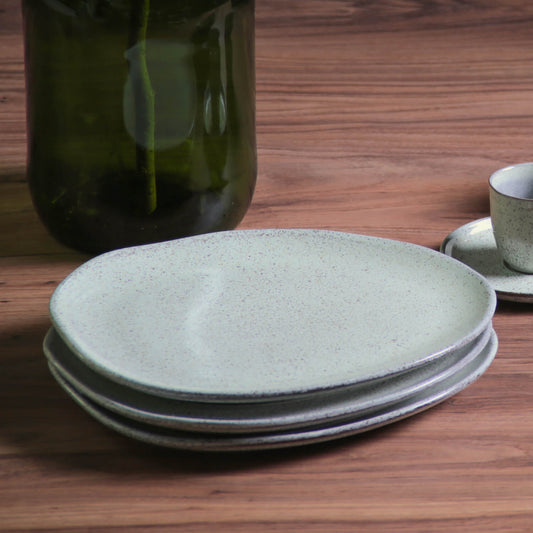 OVAL DINNER PLATE ORGANIC STONEWARE Ø 12.2" PISTACHE