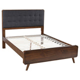 Robyn 4-piece Eastern King Bedroom Set Dark Walnut