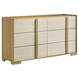Hyland 4-Piece Queen Bedroom Set Natural