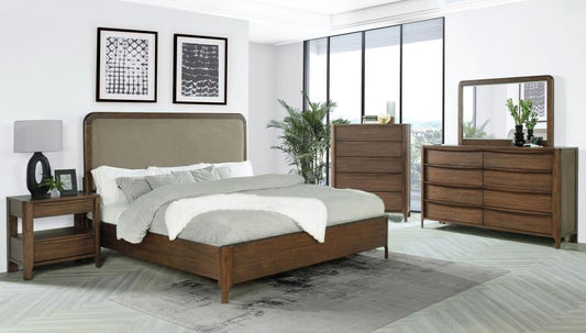 Maderia 4-piece Eastern King Bedroom Set Walnut