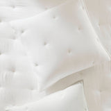 Crinkle Textured Cotton Gauze Embroidered Quilt Set, White