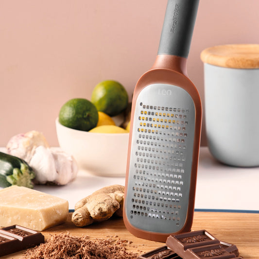 BergHOFF Leo Coarse Paddle Grater 10.75", Brown
