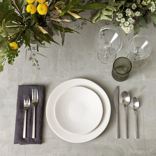 Heirloom Linen Dinner Plate 10.75"
