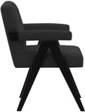 Woodloch Accent Chair - Modern Mid-Century Design with Elegant Boucle Upholstery for Any Space