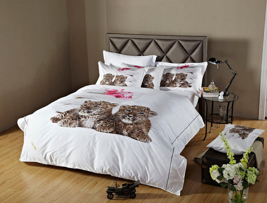 Baby Leopards - Queen Size