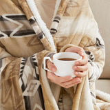 Aztec Printed Velvety Shepra Heated Throw