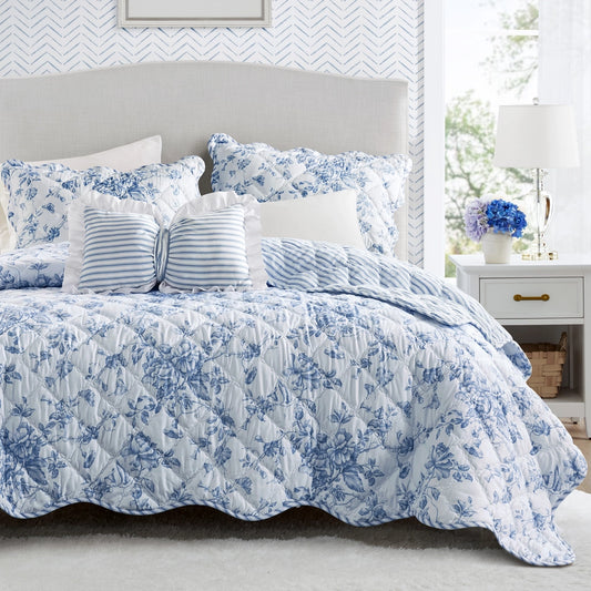 Vintage Inspired Floral Microfiber Quilt Set, Blue