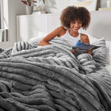 300GSM Fluffy Ribbed Plush Comforter Set,Grey Ombre