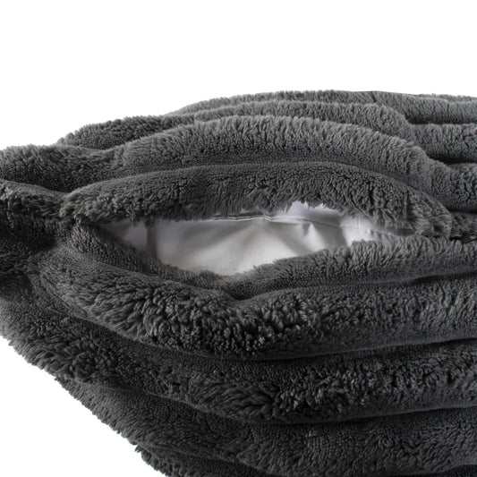 Pillow 20 x 20 Shar Pei Charcoal - Down Insert