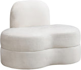 Mitzy Velvet Chair - Elegant Kidney-Shaped Design for Contemporary Spaces, Perfect for Relaxation