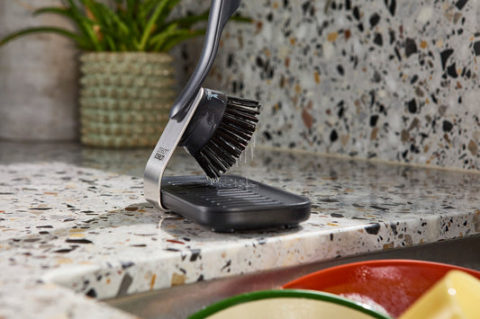 SinkTech™ Washing Up Brush & Sponge Set with Steel Stand