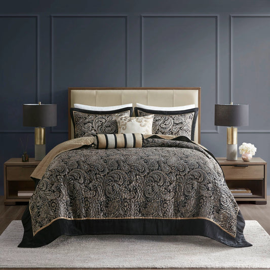 5 Piece Jacquard Bedspread Set with Throw Pillows, Black