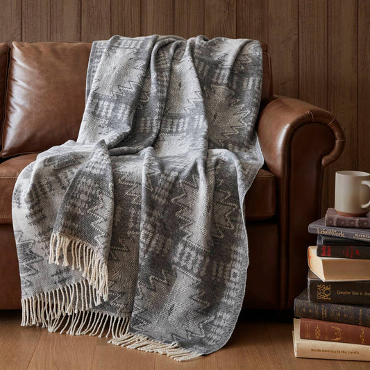 Wholesale Jacquard Patterned Cotton Blend Throw, Grey Aztec