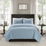 3 Piece Reversible Cottage Quilt Set, Blue
