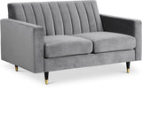 Lola - Loveseat