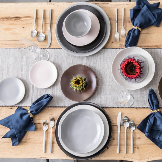 Heirloom Smoke Show Plate 12"