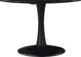 Tulip Dining Table - Chic Mid-Century Modern Design for Cozy Spaces, Perfect for Intimate Dinners