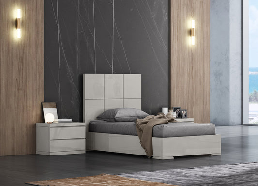 Anna Small Nightstand
