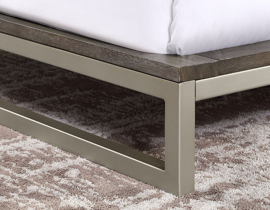 Broomfield Queen Bed