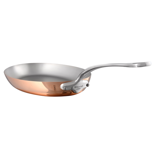 Mauviel M'Heritage M'150 S Copper Oval Frying Pan With Cast Stainless Steel Handle, 13 x 9-in