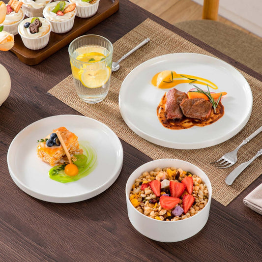Leah 18 Piece Dinnerware Set for 6