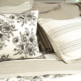 Lyla Floral Print Reversible Quilt Set