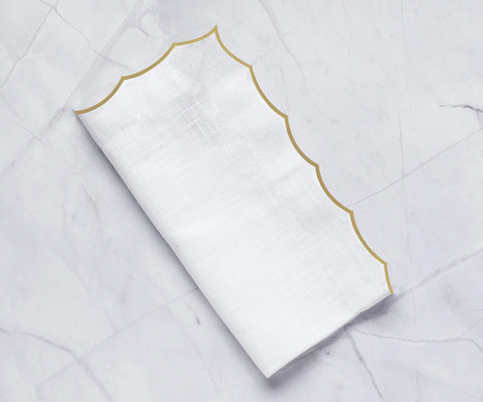 White scalloped napkins for weddings