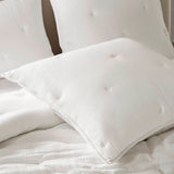 Crinkle Textured Cotton Gauze Embroidered Quilt Set, White