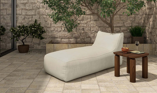 Lirio Outdoor Chaise Cream