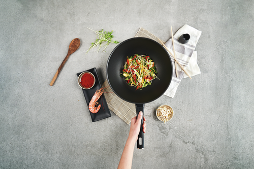ZWILLING Madura Plus Aluminum 12-inch Nonstick Stir Fry Pan