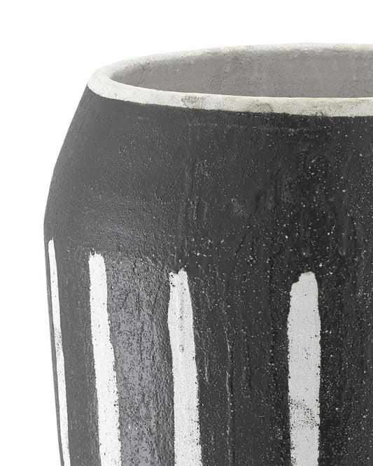 Chibuto Urn