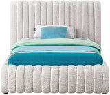 Nash - Bed