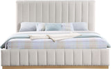 Lucia - Bed