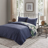 3 Piece Reversible Patchwork Printed Quilt Set, Green / Navy