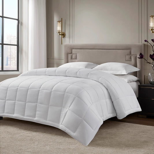 Everlux Window Pane Box Quilted Blanket, White, Full/Queen