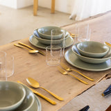 Dinnerware Set